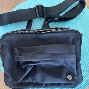 Crossbody black bag